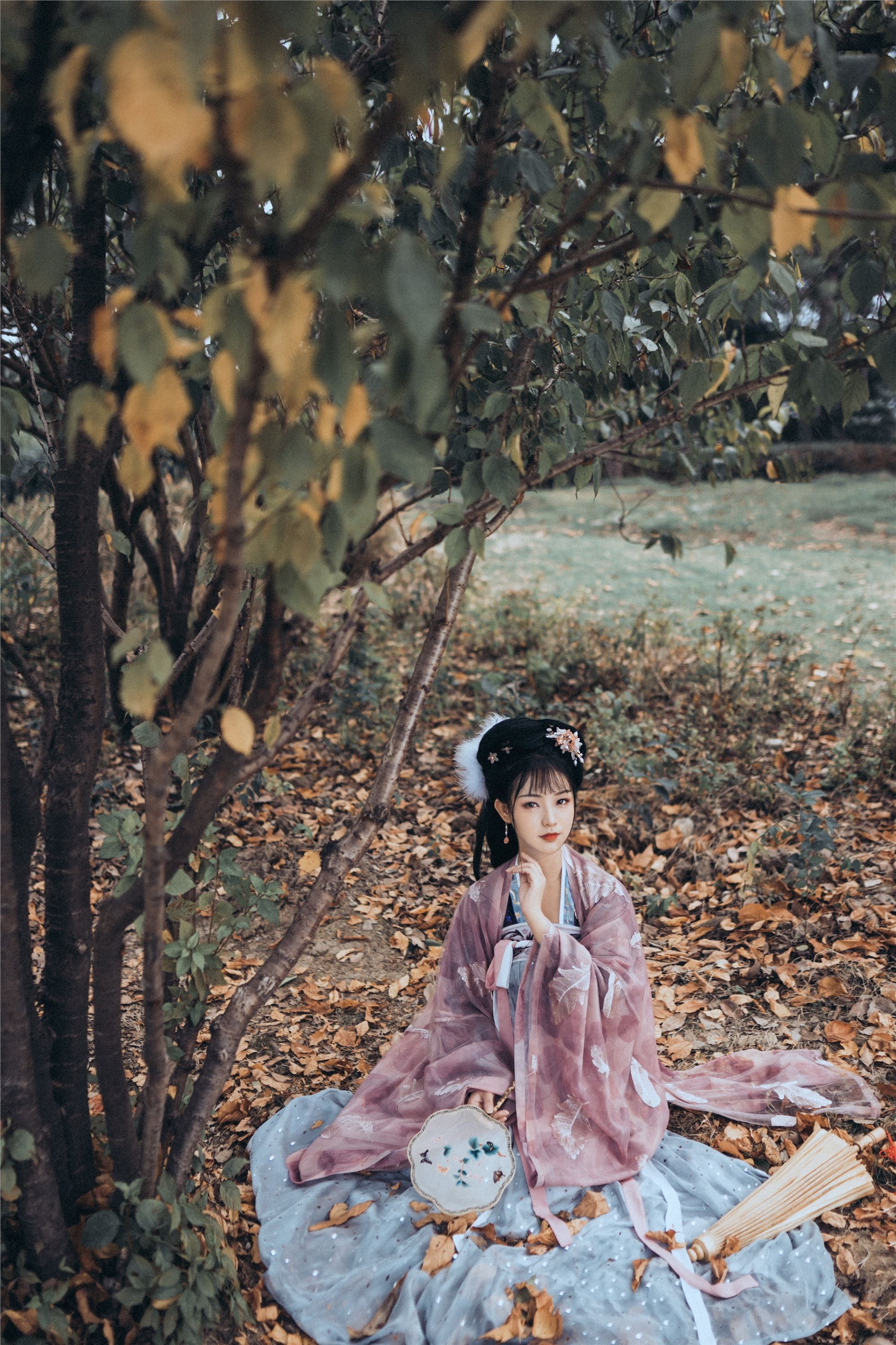 YITUYU艺图语 2021.09.02 幽人独自怜 Seven